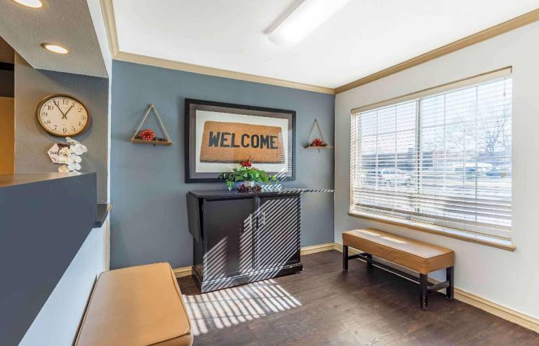 Extended Stay America Select Suites - Chicago - Naperville - East — photo 3