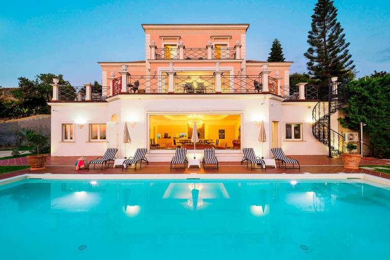 Villa  Capo d'Orlando