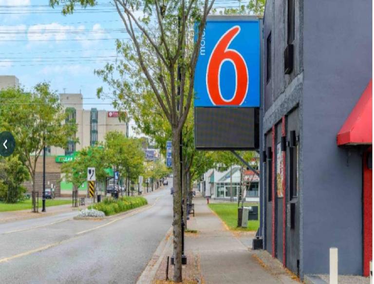 Motel 6 Niagara Falls, ON – Near the Falls in Niagara Falls, ON
