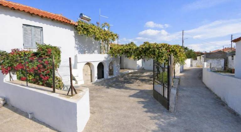 Vacation home with 1 room for 4 persons in Pylos-Nestoras