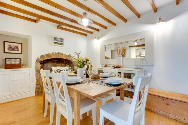 Cottage with terrace & garden — photo 4