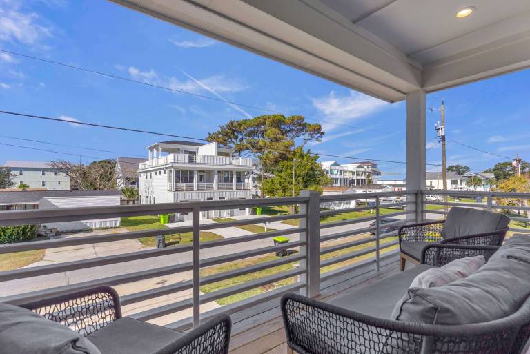 House with yard | Good for workation in Carolina Beach, NC