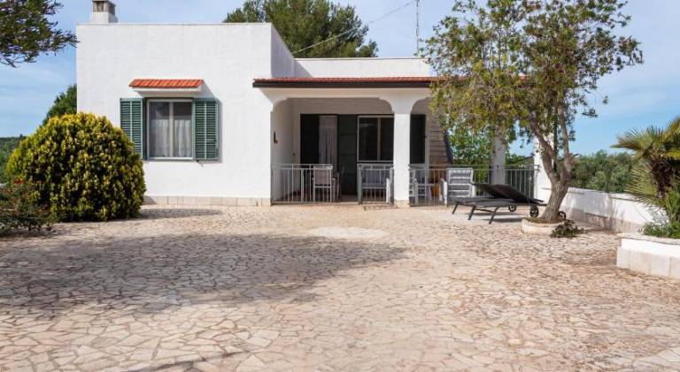 Vacation home with 2 rooms for 5 persons in Ostuni