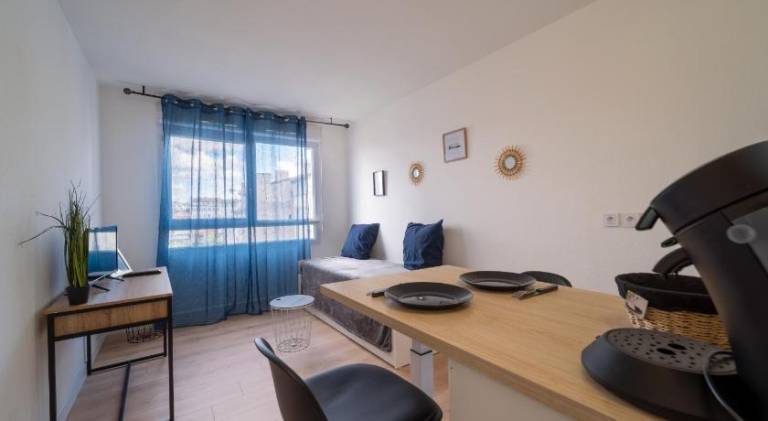 Appartement tout equipe a 6min de St Charles — photo 2