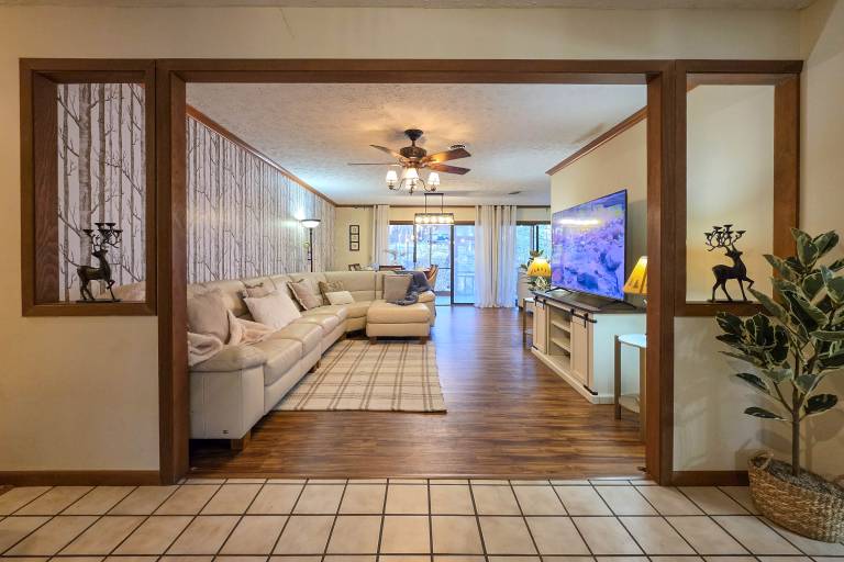 Hot Tub + Fire Pit: Creekside Gatlinburg Getaway! — photo 4