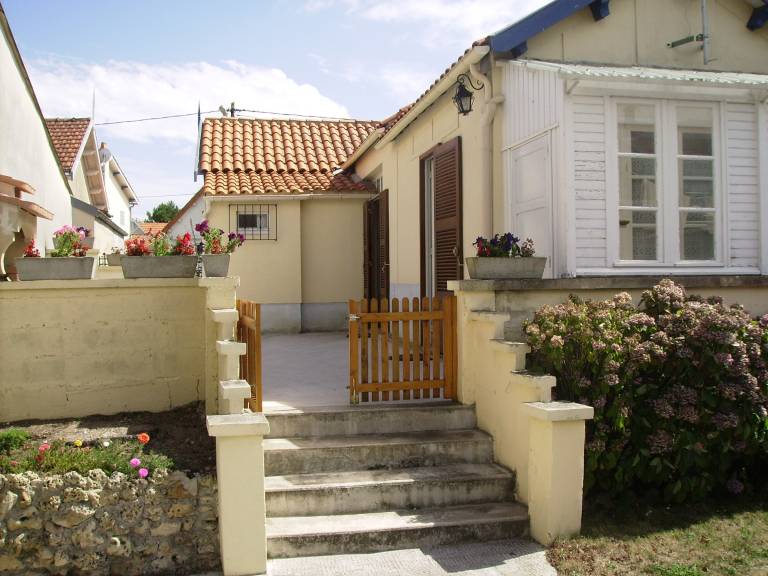 Charming Holiday Home in Fouras - North Beach — photo 3