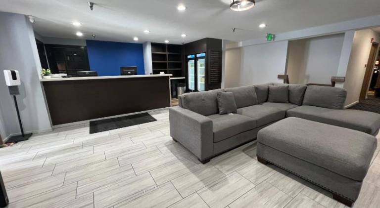 SureStay Plus by Best Western Mammoth Lakes — photo 2