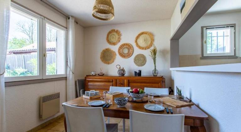 Fully equipped villa with garden & BBQ | Dogs allowed — photo 3