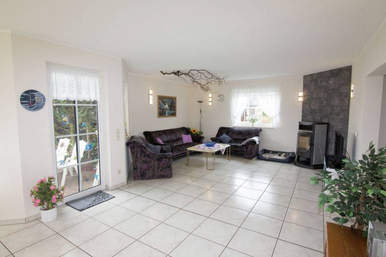 House with yard, terrace & grill | Nature view | Pet-friendly — photo 2