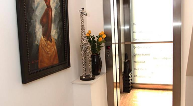 D Rooms Boutique Stay with Parking & Fast City Access — photo 3
