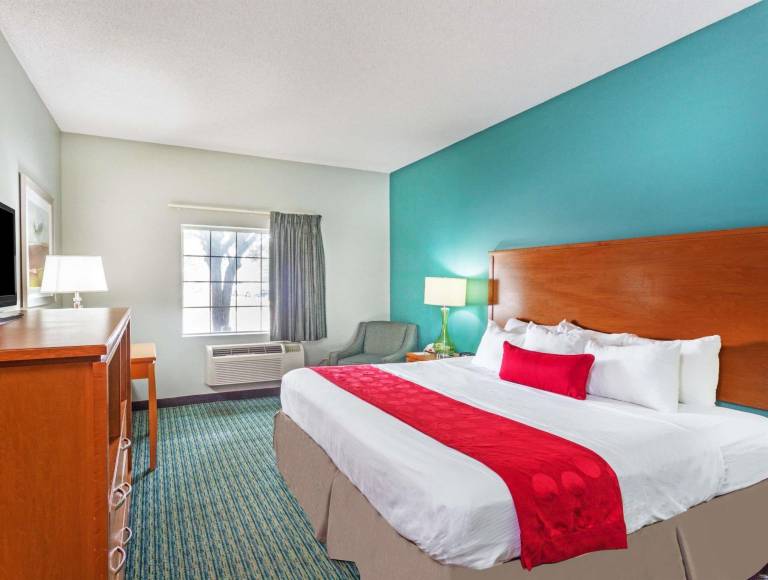 Comfort Inn & Suites Louisville Airport Fair & Expo in Louisville, KY