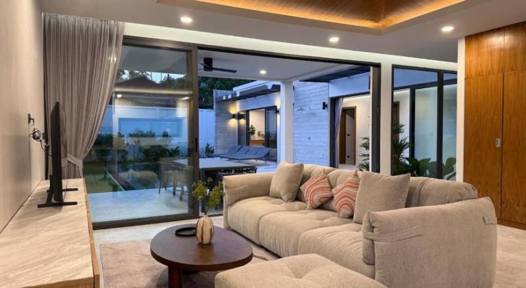 House with patio | Pets are welcome — photo 3