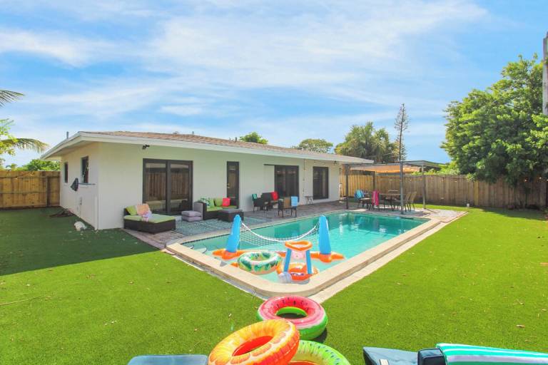 House Pompano Beach