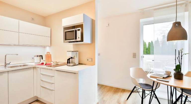 Rental apartment with garden & patio — photo 3