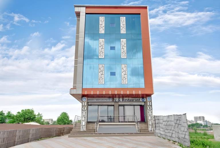 Hotel Shivam Palace