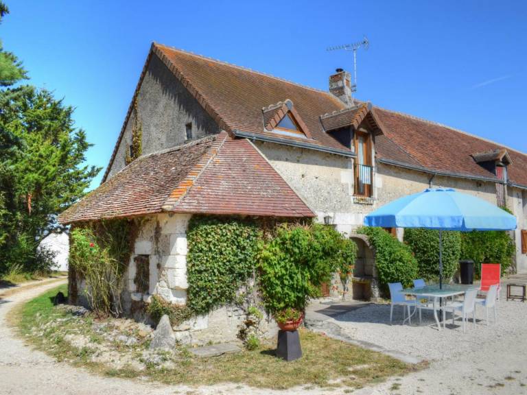 Cottage with garden & BBQ — photo 2