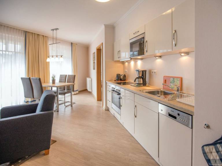 Komfortplus Ferienwohnung mit 1 Schlafzimmer und Terrasse im Erdgeschoss — photo 2
