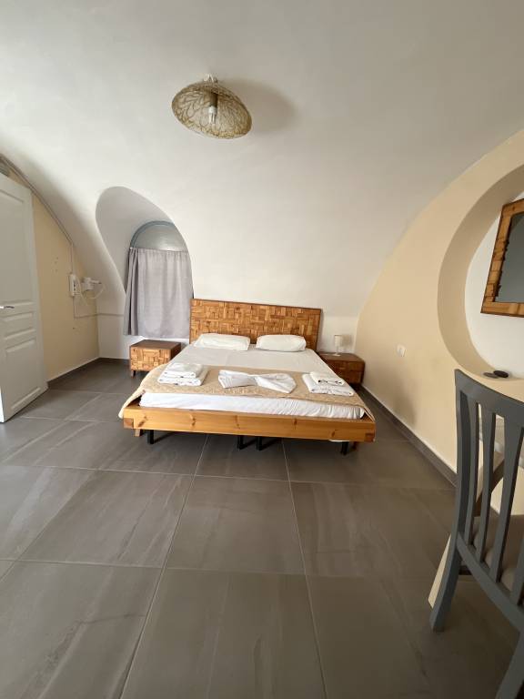 Privatzimmer in Agios Georgios, Santorin f&uuml;r max. 2 Personen