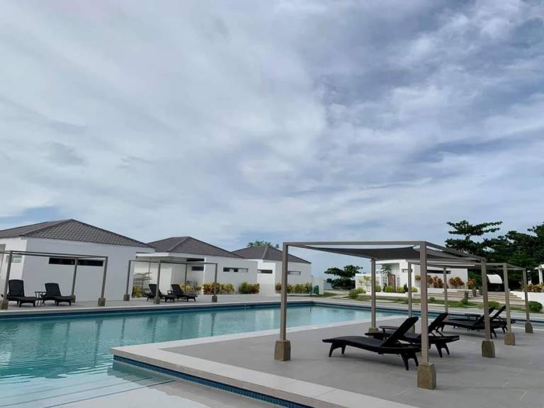 Resort Tabuelan