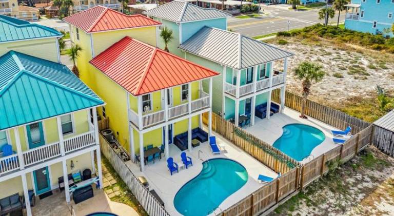 Beautiful vacation home with pool | Beach nearby | Dogs allowed — photo 4