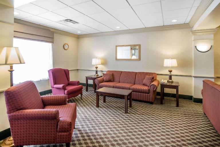 Quality Inn Parsons North — photo 3