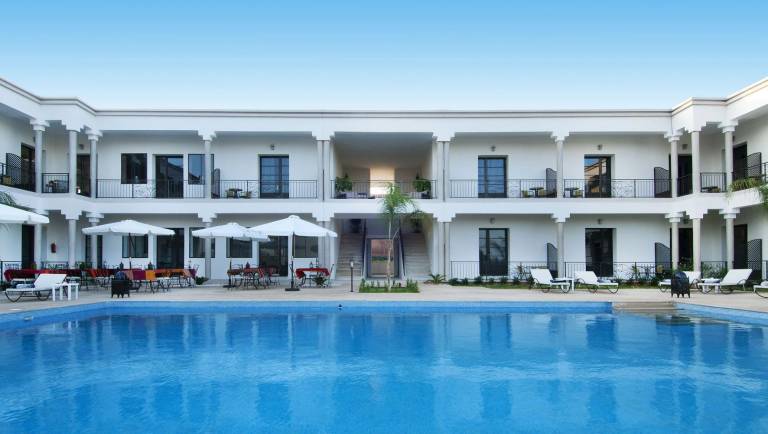 Bed & Breakfast  Fez
