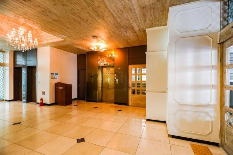 Newvera Hotel