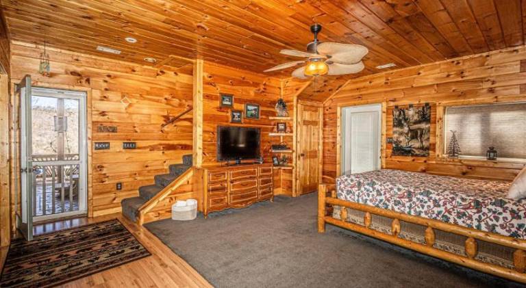 Vacation home with jacuzzi | Pet-friendly — photo 2