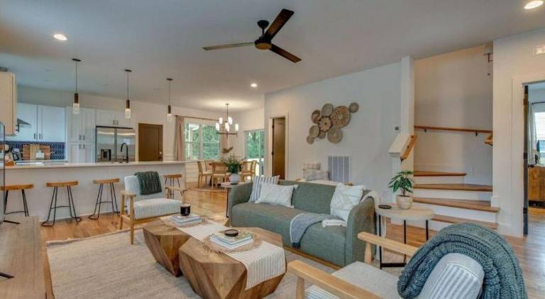 House with 4 rooms for 12 persons in Nashville, TN