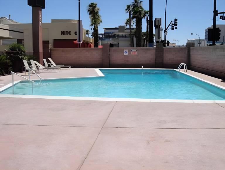 DTLV, a Baymont by Wyndham — photo 2