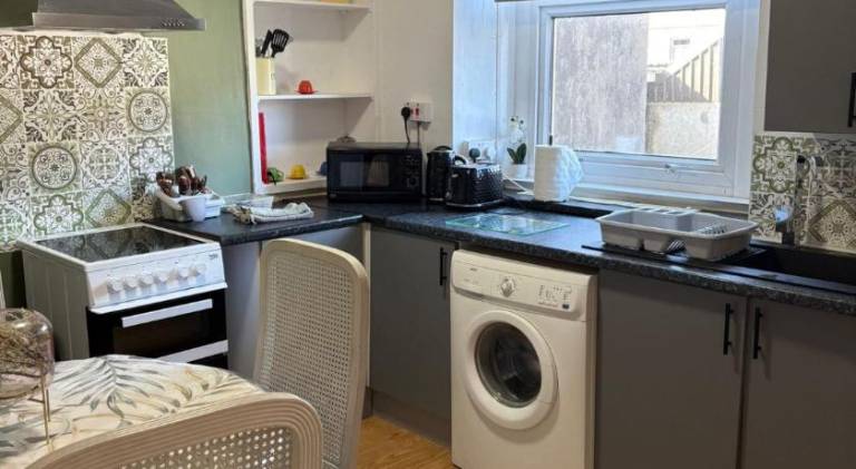 Ample serviced apartment | Next to the beach | Pets allowed — photo 4