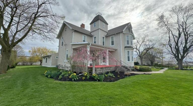 Victorian Inn Bed And Breakfast