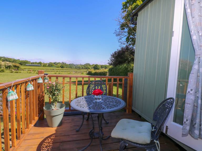 Cottage with BBQ & garden — photo 2