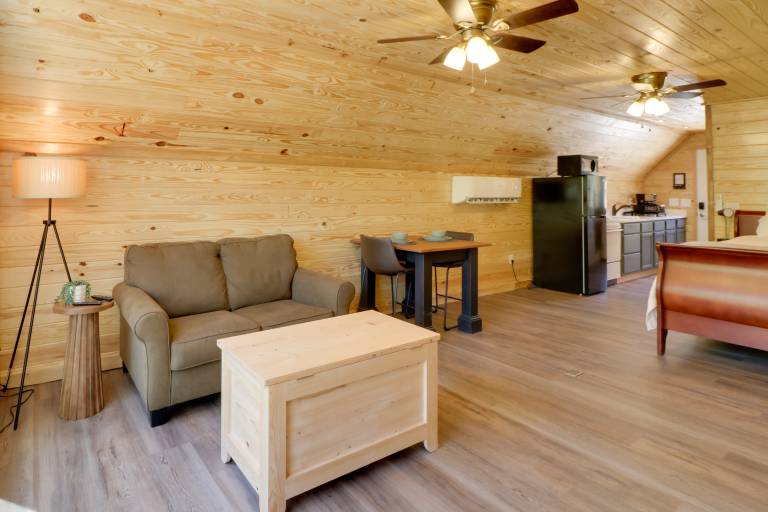 Cabin w/ Lake Access Near Talladega Nat'l Forest — photo 4