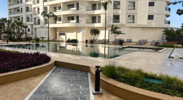 Apartment with pool | Pets are welcome — photo 3