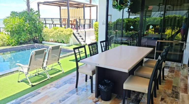 La Playa Pool Villa Beach Front Cha-am Huahin — photo 4