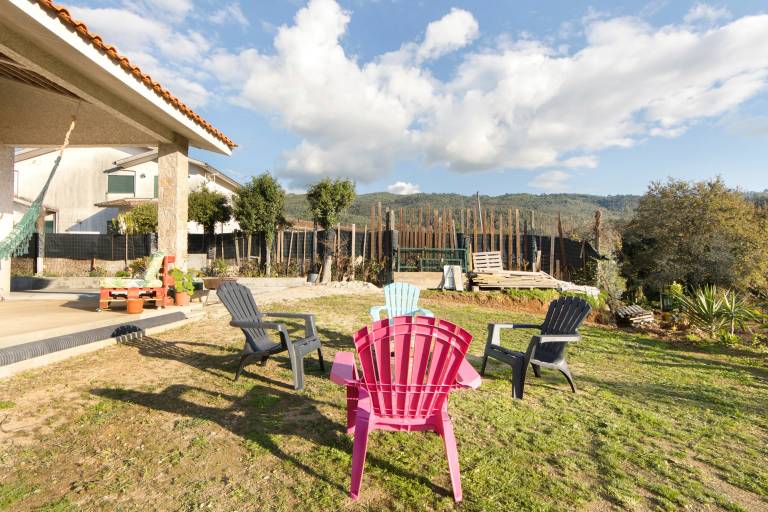 House with private pool, barbeque & garden | Garden view — photo 4