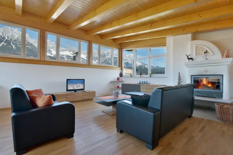 Vacation home with patio, grill & yard | Ski nearby | Pets are welcome — photo 4