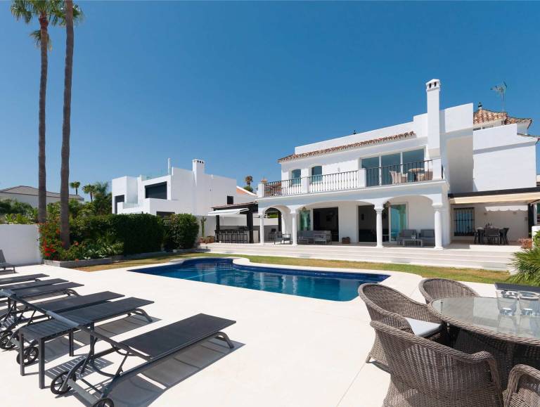 Villa  Estepona
