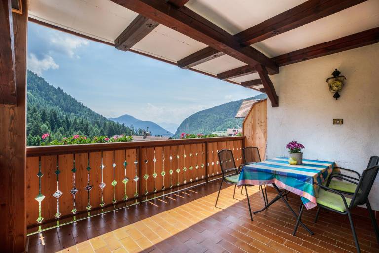 Apartment "Gabrielli Marie" with Mountain View, Wi-Fi, Terrace & Garden — photo 2