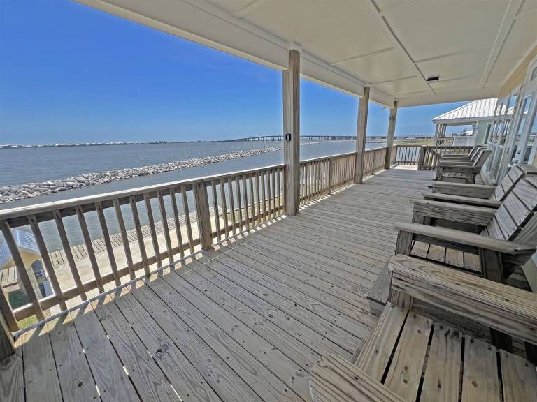 House Grand Isle
