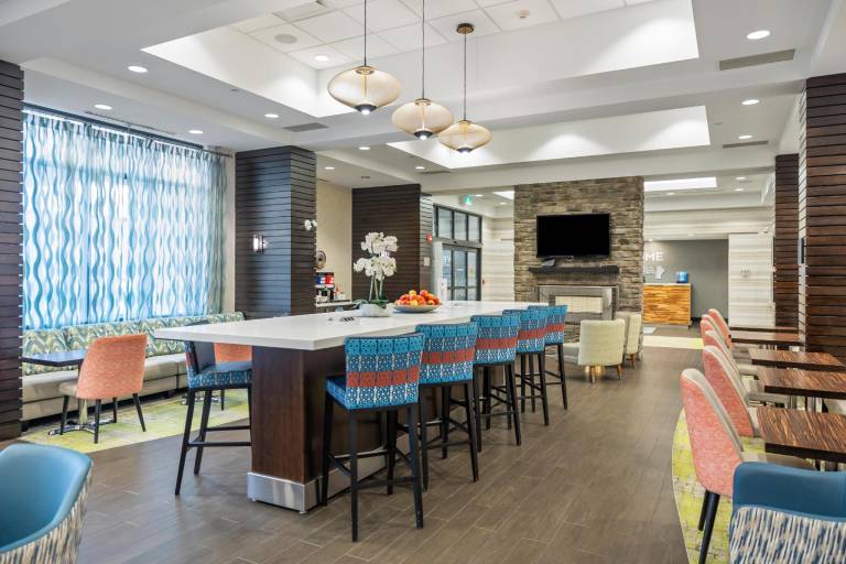 Hampton Inn by Hilton Winnipeg Airport/Polo Park — photo 2