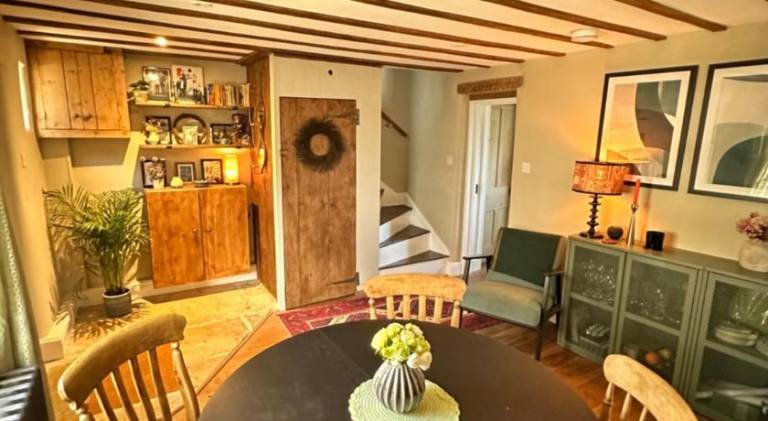 House with 1 room for 2 persons in Stroud