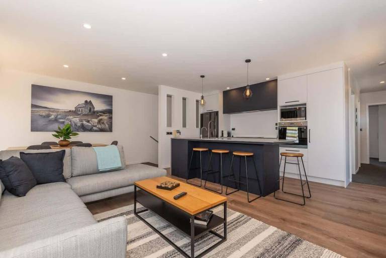 House Lynmore
