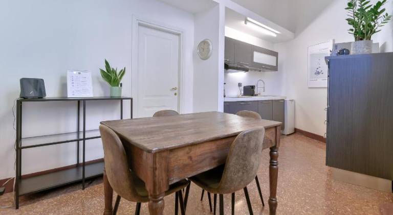 Apartment | Next to Two Towers — photo 2