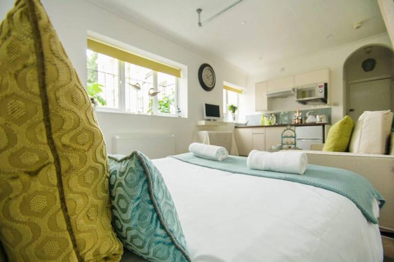Vacation home | Next to British Airways i360 | Suitable for remote work — photo 2
