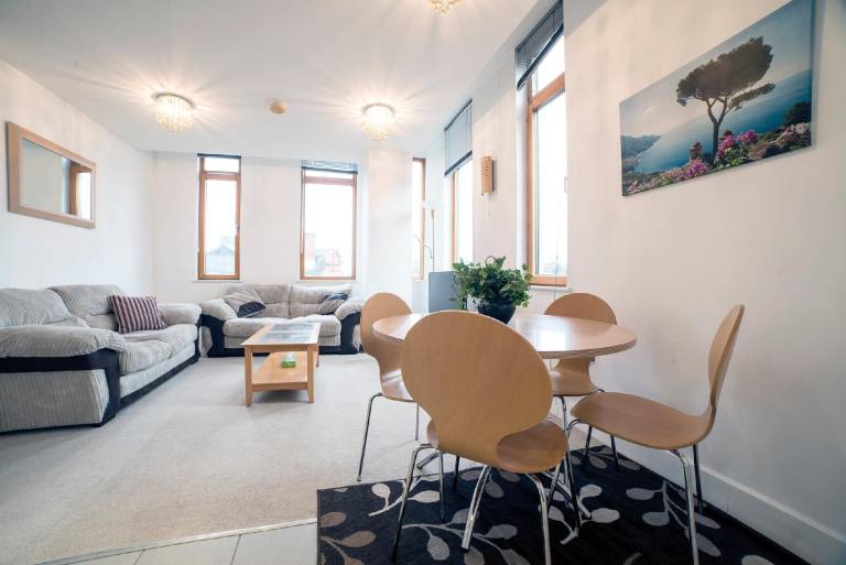 Beautiful apartment | Next to Manchester Town Hall | Pets allowed — photo 2