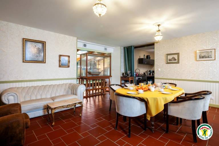 Lovely gite with BBQ, garden & patio | Pets are welcome — photo 2