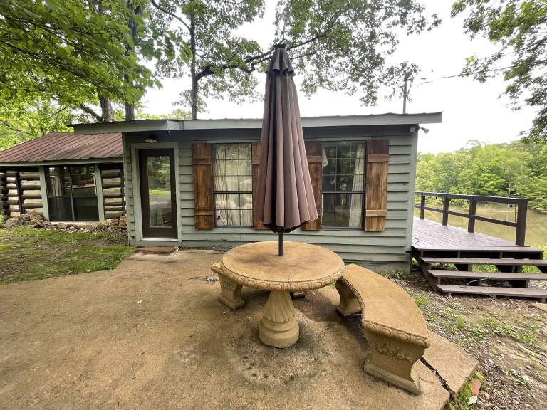 Cabin  Water Valley Landing