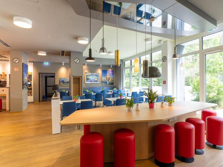 B&B HOTEL Stuttgart Airport Messe